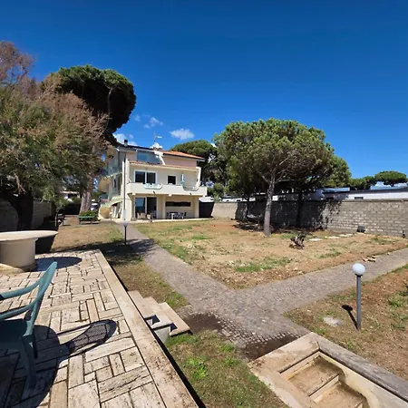 Villa Villa I Delfini - Terracina Fronte Mare *