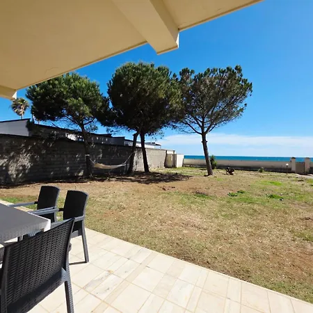 Villa I Delfini - Terracina Fronte Mare Lido Di Fondi