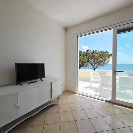 Villa I Delfini - Terracina Fronte Mare *