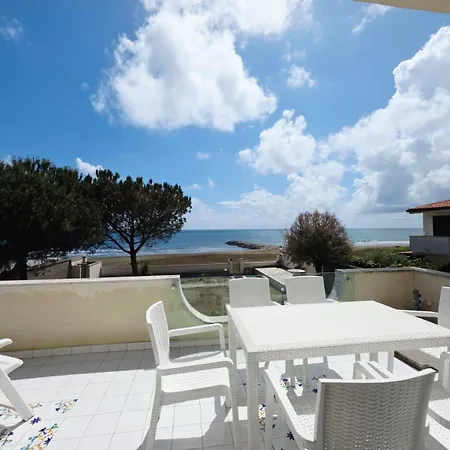 Villa Villa I Delfini - Terracina Fronte Mare
