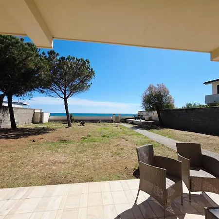 Villa I Delfini - Terracina Fronte Mare *